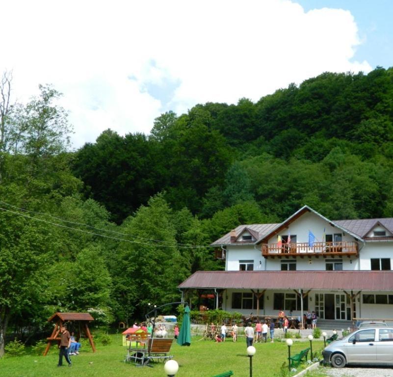 Pensiunea Valea Negrasului Trăisteni 외부 사진