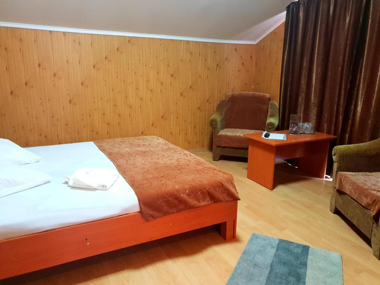 Pensiunea Valea Negrasului Trăisteni 외부 사진